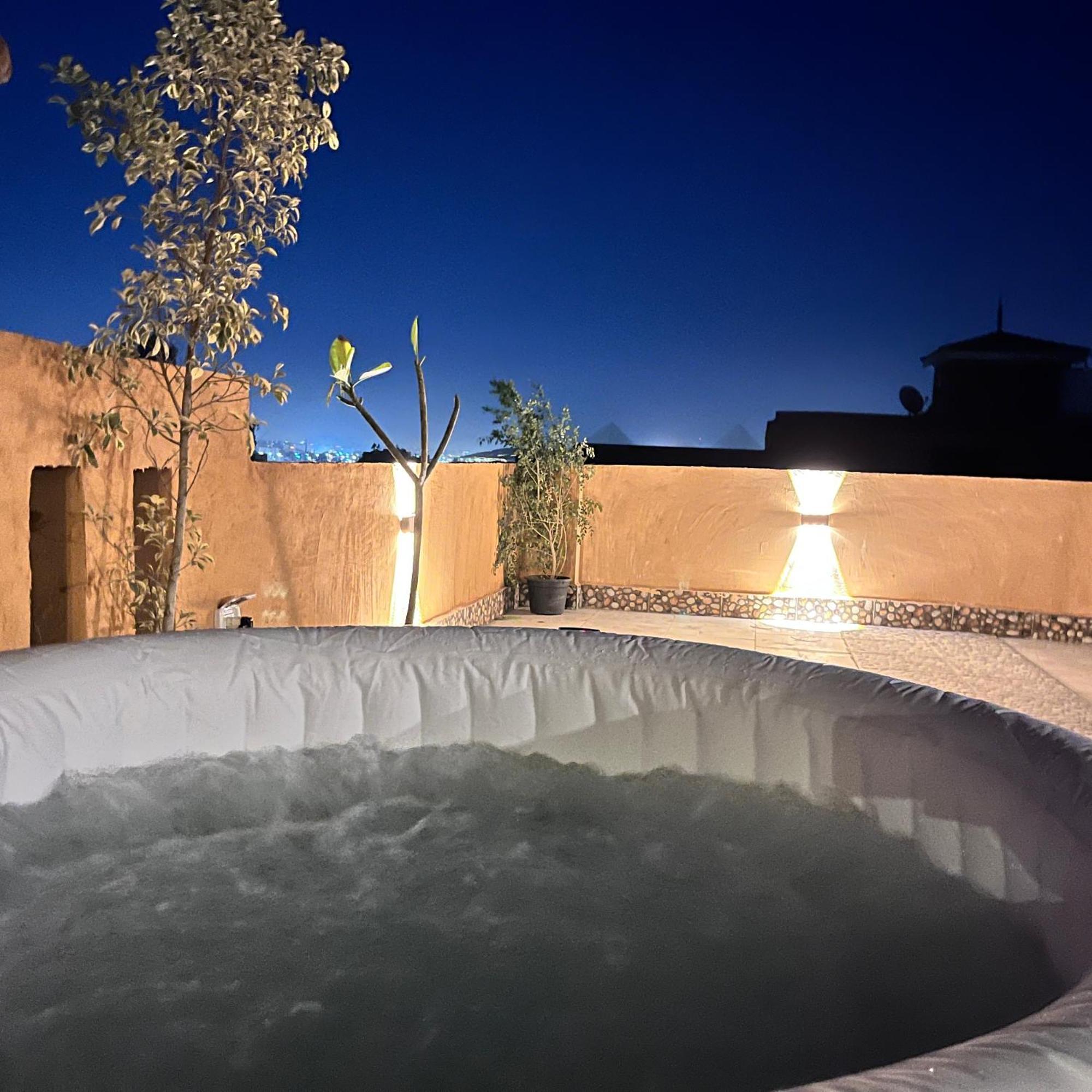 Boho Getaway With Pyramids View & Jacuzzi Apartman Gíza Kültér fotó