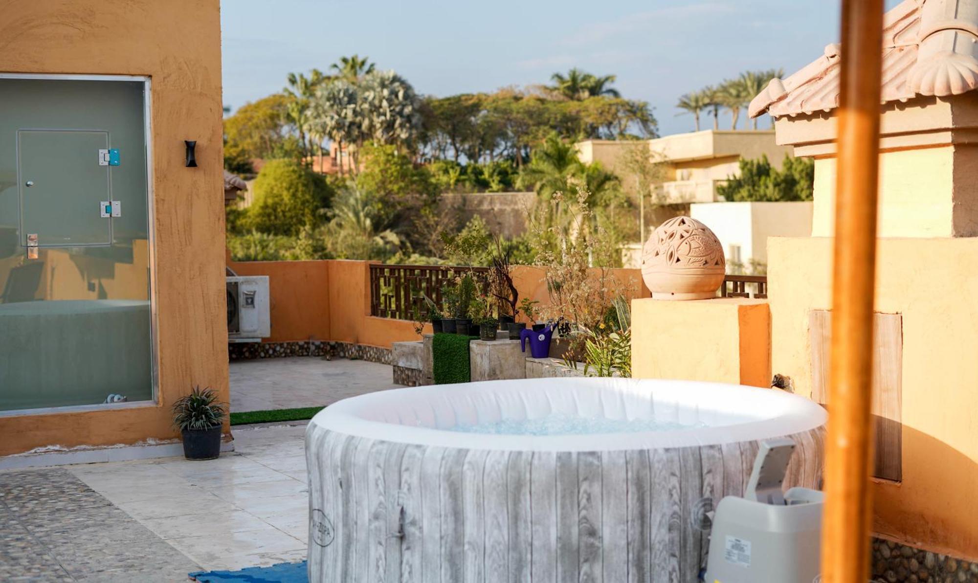 Boho Getaway With Pyramids View & Jacuzzi Apartman Gíza Kültér fotó