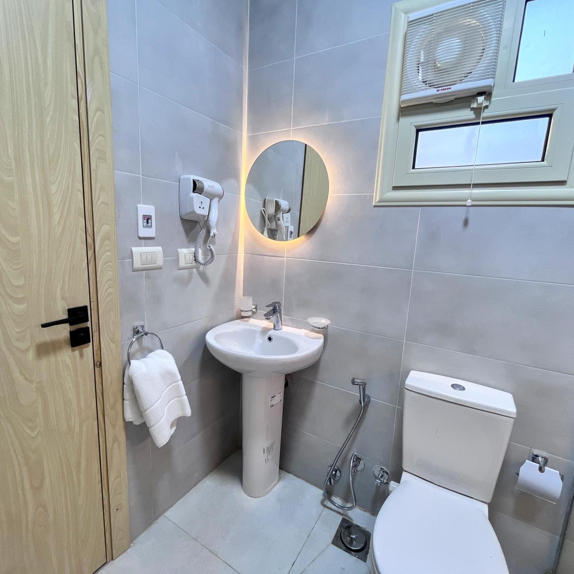 Boho Getaway With Pyramids View & Jacuzzi Apartman Gíza Kültér fotó