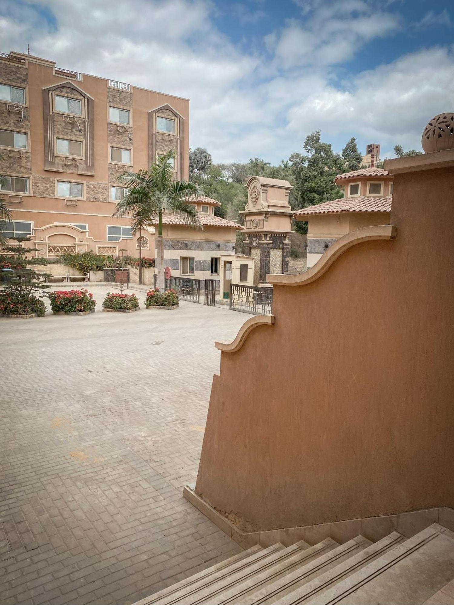 Boho Getaway With Pyramids View & Jacuzzi Apartman Gíza Kültér fotó
